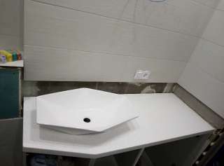 Фото: Столешницы в ванную из искусственного камня