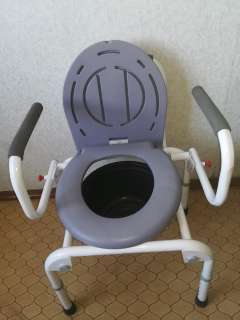 Фото: Кресло-коляска инвалидное, кресло-туалет, трость..