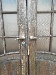 Фото: Двухстворчатые двери (сосна)