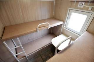 Фото: Жилой вагончик на санях для проживания 8 человек