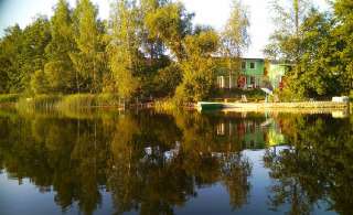 Фото: Дом для отдыха на берегу озера в Беларуси