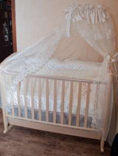 Фото: Детская кровать-качалка Erbesi
