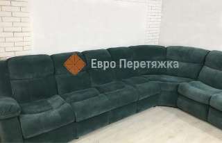 Фото: Перетяжка мебели, диванов, кресел, кроватей в СПб