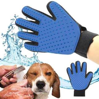 Фото: Перчатка для вычесывания шерсти домашних животных