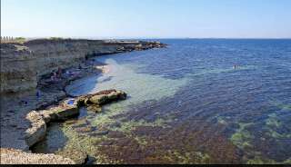 Фото: участок у моря в Крыму