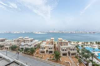 Фото: Продаю 6-ти комнатную квартиру в Дубай со своим пл