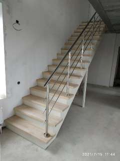 Фото: Лестницы металлокаркасные
