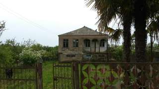 Объявление с Фото - Дом в Абхазии. большой участок. 250м от берега