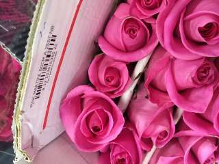 Фото: Цветы за полцены (розы, хризантемы, пионы)
