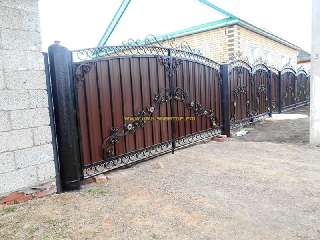 Фото: Кованые ворота
