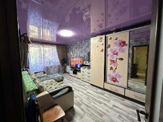 Фото: 4-х комнатная квартира в Евпатории