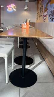 Фото: Стол, стулья диваны для кафе ресторана