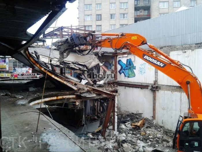 Фото: Демонтаж зданий цены Санкт-Петербург