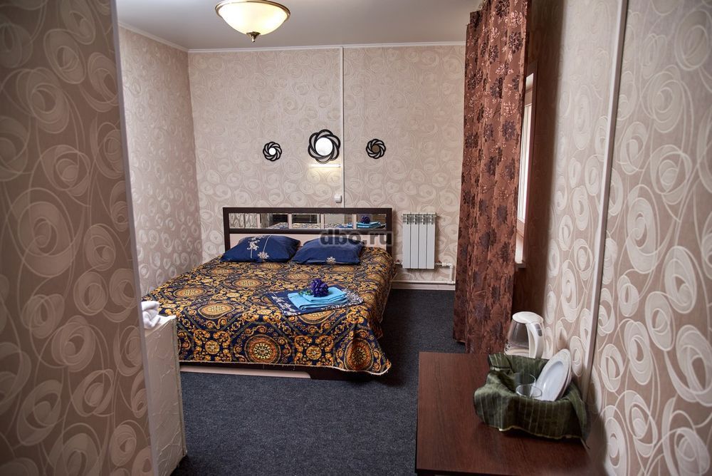 Фото: Уютная гостиница в Барнауле с номером полулюкс и F